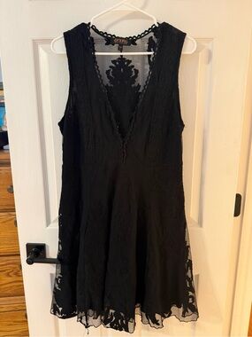 Shyanne Black Lace Dress